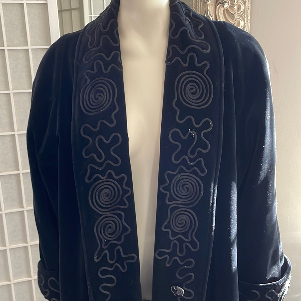 Vintage Black Velvet Embroidered Evening Coat Sz M